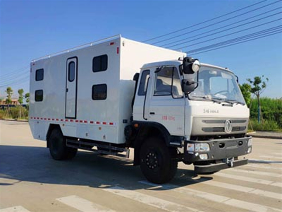 東風越野四驅宿營車