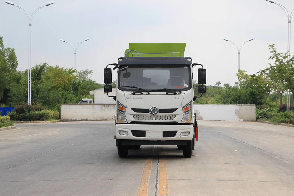 東風(fēng)專底餐廚垃圾車(chē)