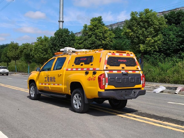 四驅(qū)皮卡1800方排水救險(xiǎn)車 四驅(qū)皮卡1800方排水救險(xiǎn)車